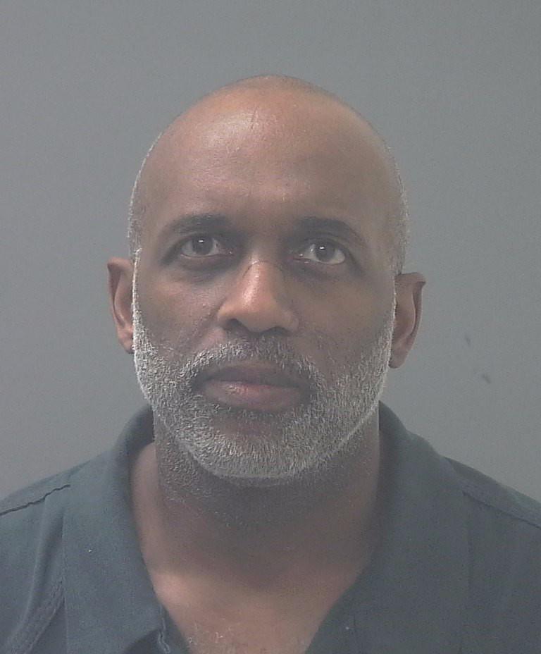 WADE LESHAWN THOMPSON